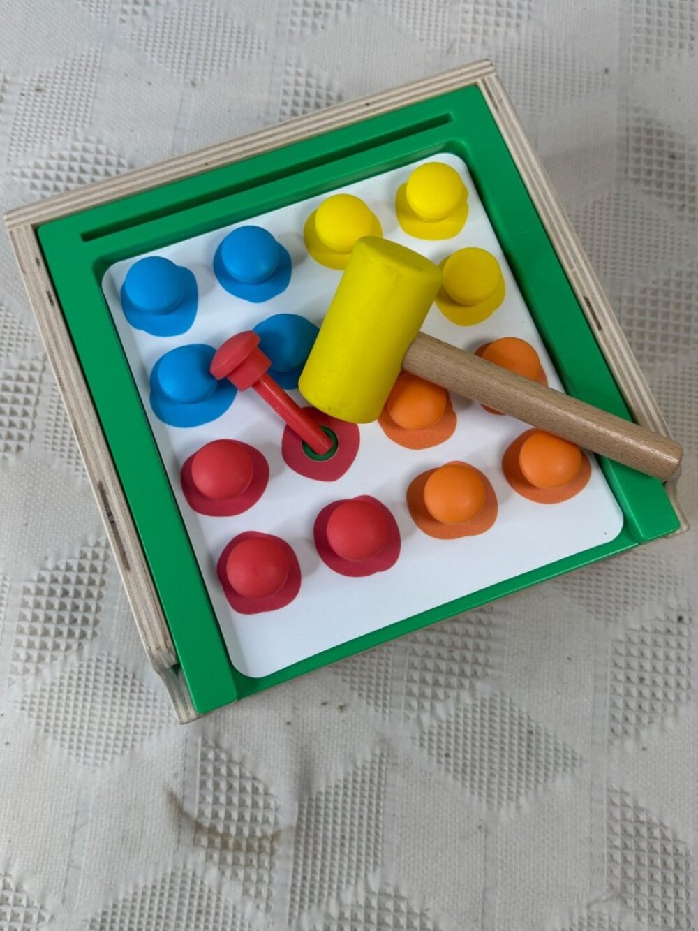 Lovevery Match & Tap Hammer Box Montessori Toy For Toddlers Wooden Activity Set